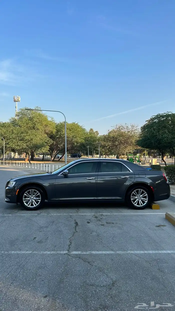 كرايسلر C300 3