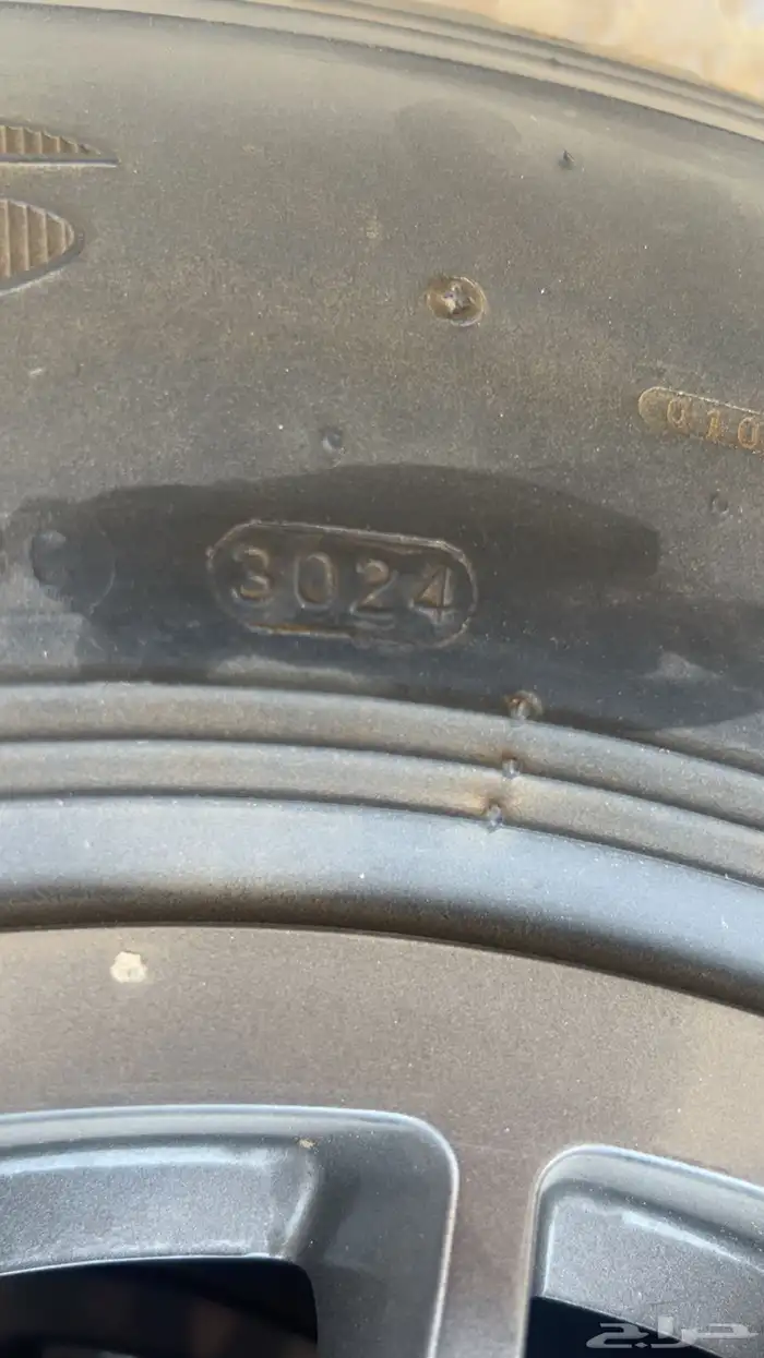 للبيع كفرات ماكسس 900 وجنوط برايد 1