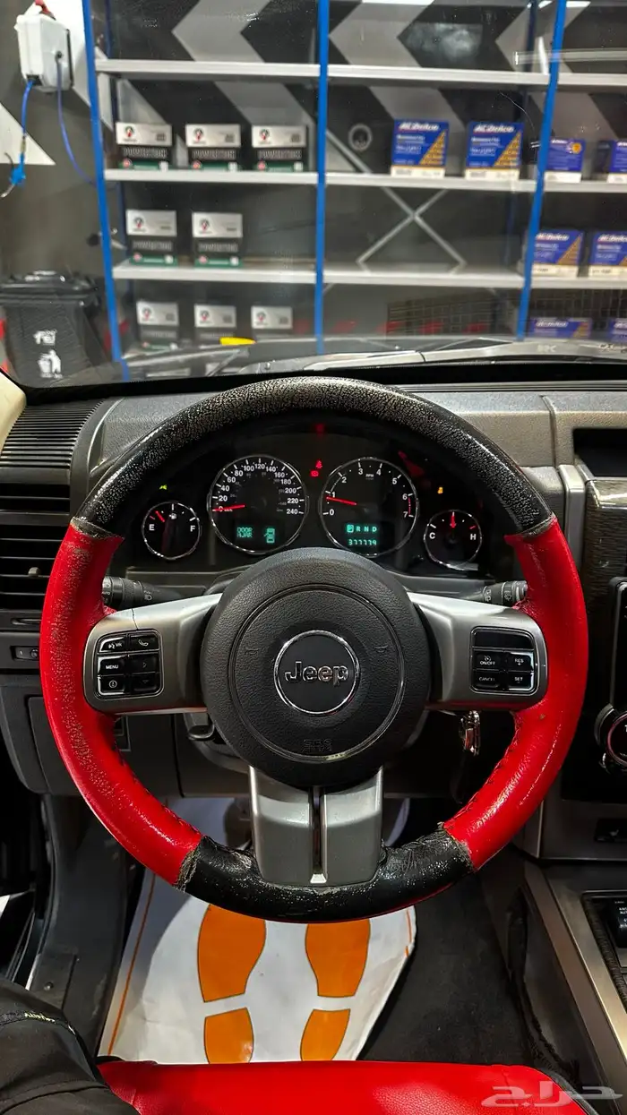 جيب شروكي ليمتد 2012 9