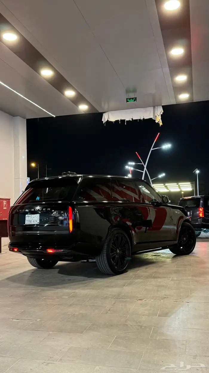 رنج روفر اوتو بيقرافي V8 2023 فل كامل 1