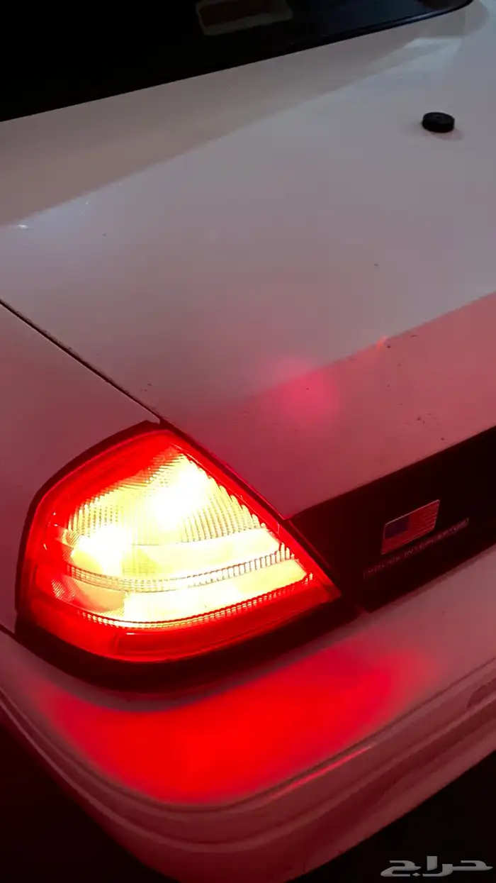 فورد فكتوريا 2004 امريكي 14