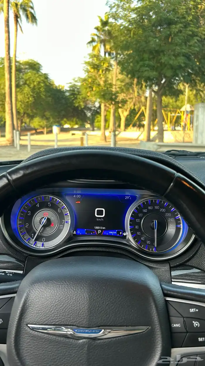 كرايسلر C300 10