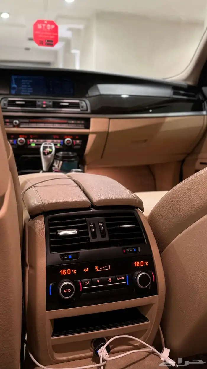 للبيع بي ام دبليو 550i الفئة الخامسة 20