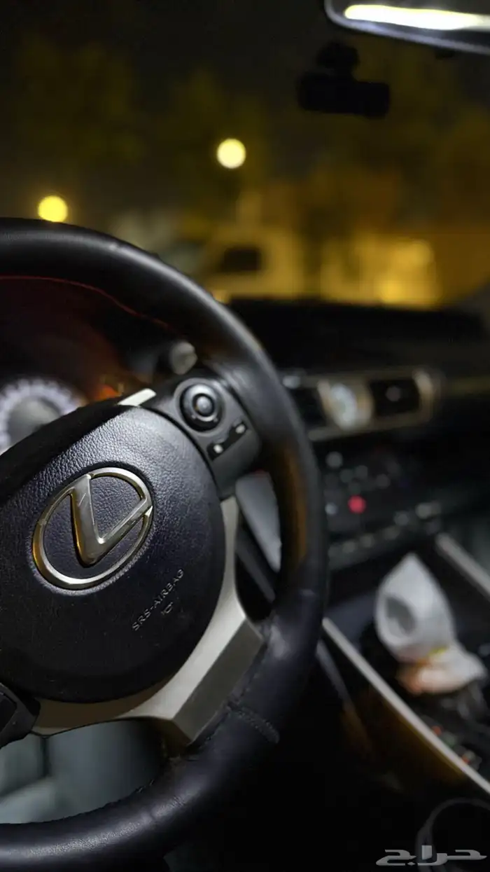 لكزس Is200  للبيع أو بدل مناسب 2