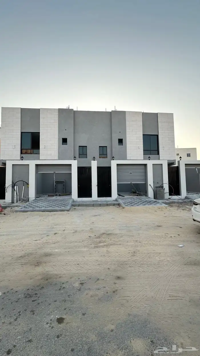 للبيع شقق دبلكس خلف آلسعودي الألماني 0