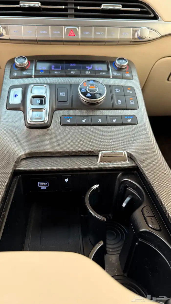 هيونداي باليسيد 2022 ( بنزين) v6 فل كامل 14