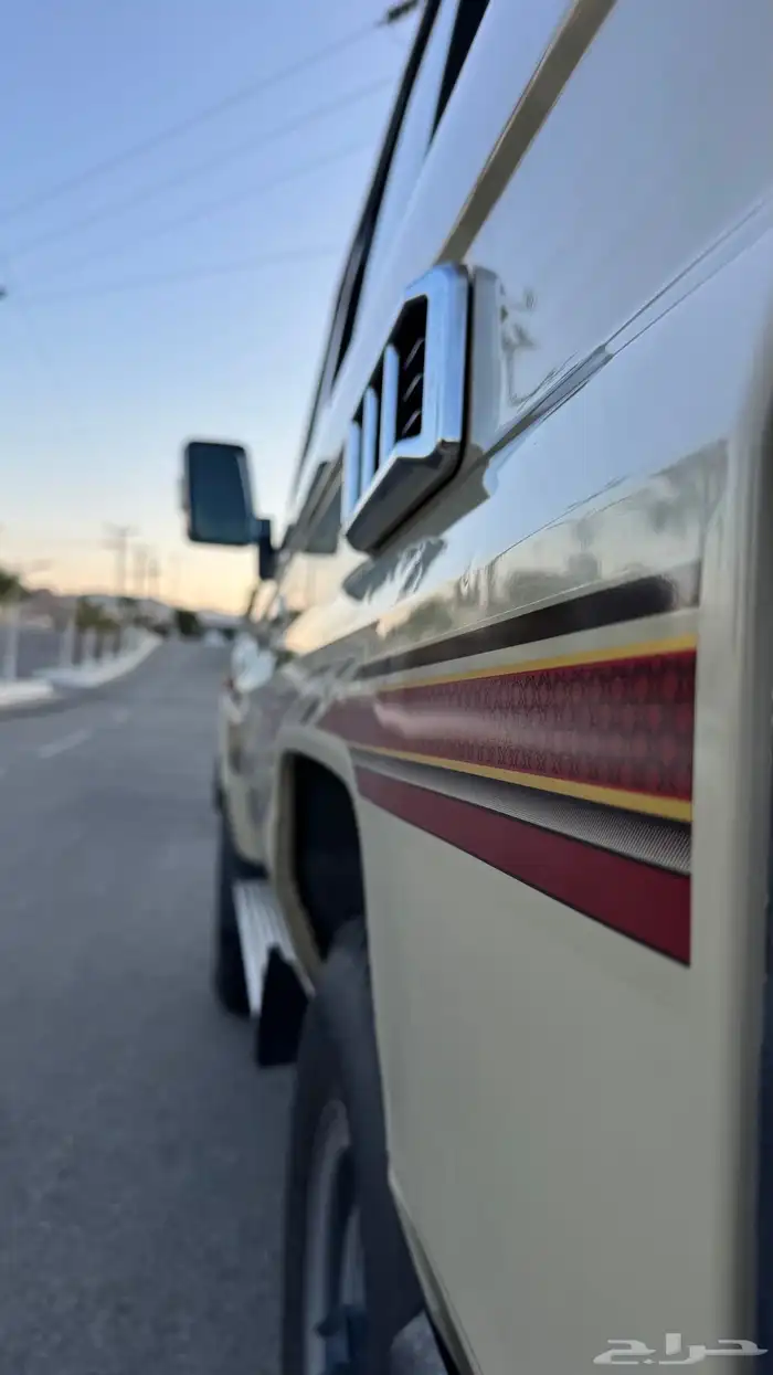 للبيع جيب ربع بلد 11