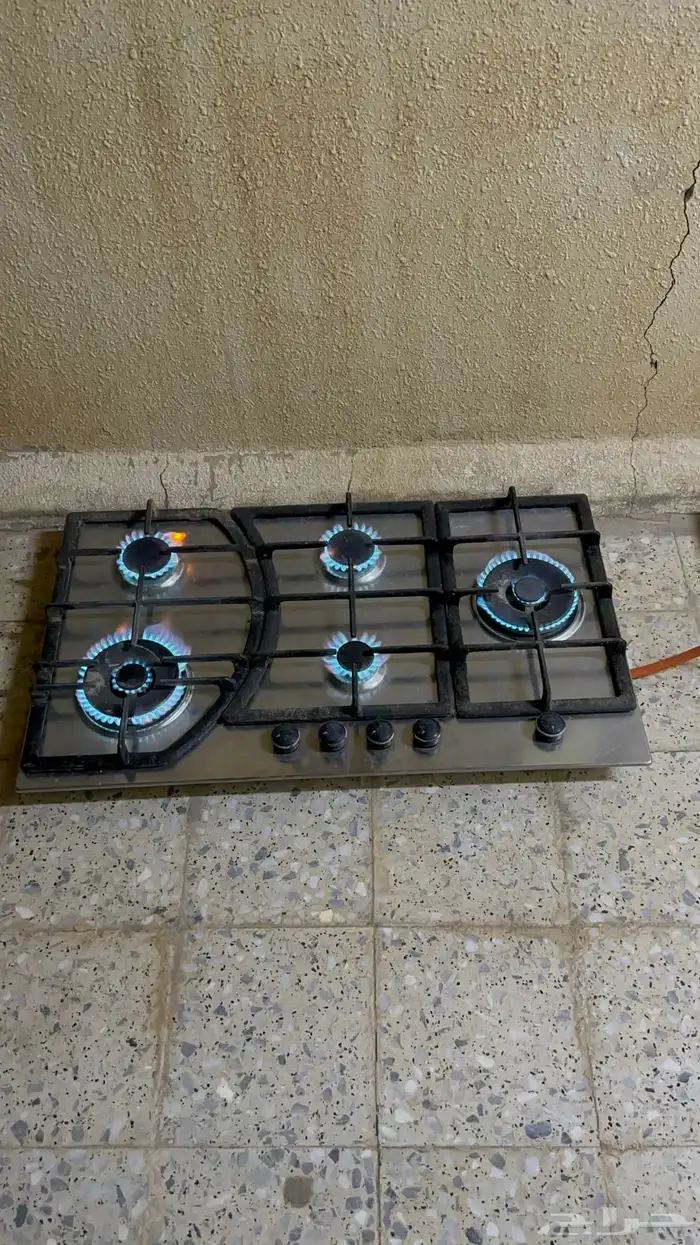 للبيع موقد سطحي ايطالي خمسة اعين 1