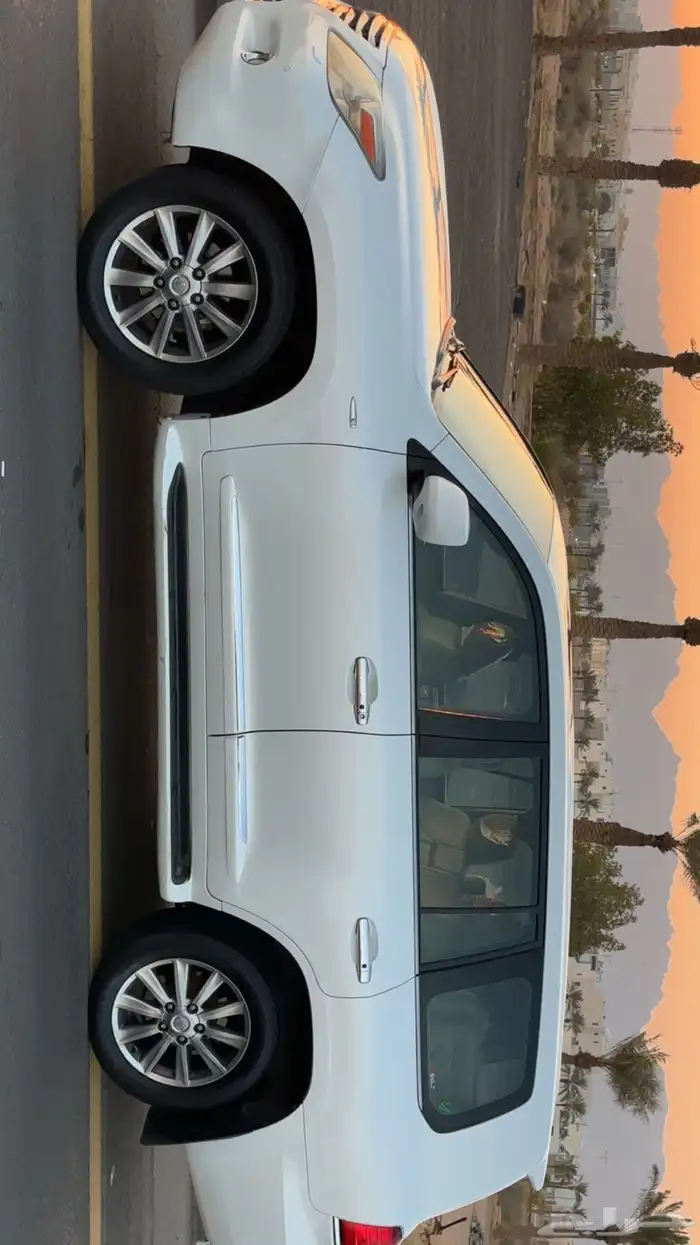 لكزس 2010 فل كامل DD للبيع 7