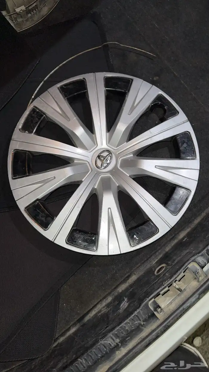 طيس كامري من موديل 2018 ل 2022 0