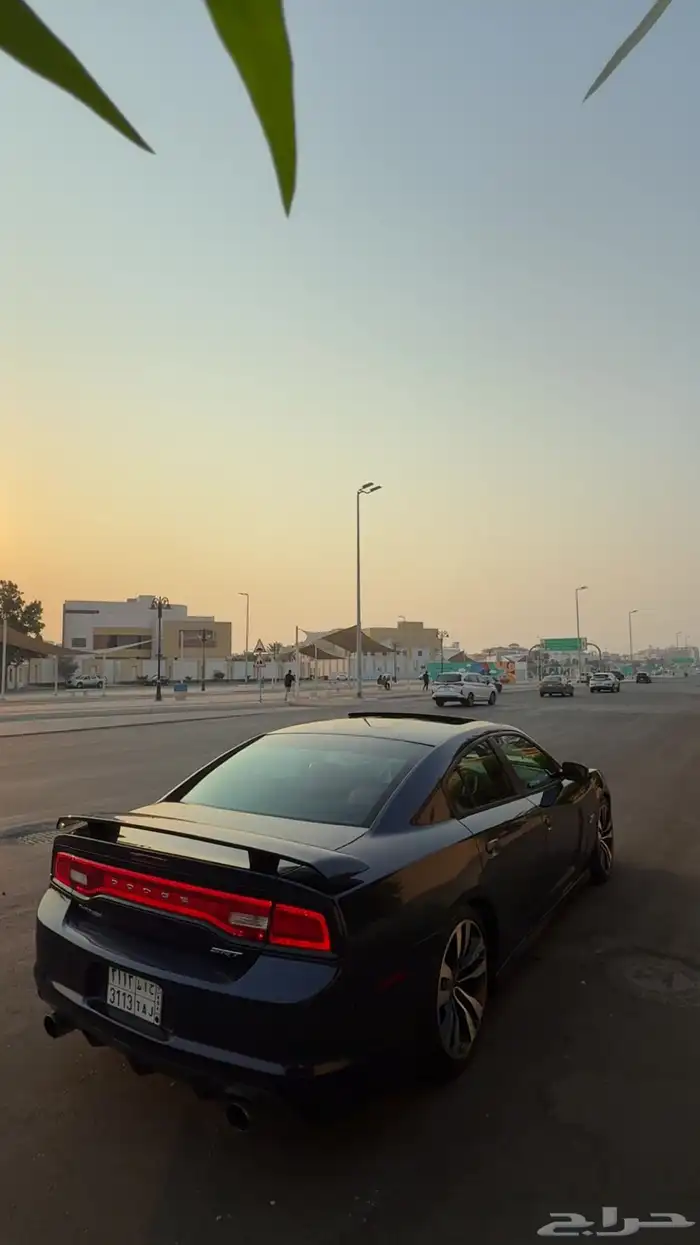 تشارجر SRT 6.4 2013 10