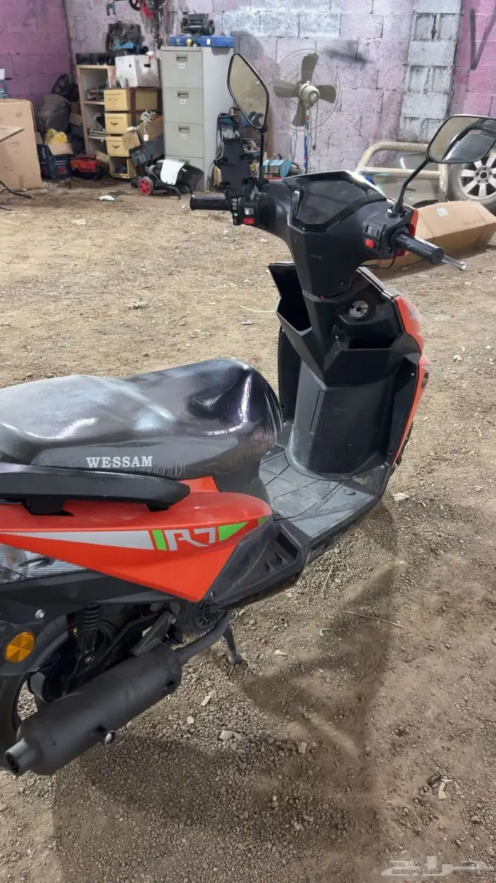 دباب شبيه الافنس بدون لوائح موجوده اوراقه الجمركيه 0