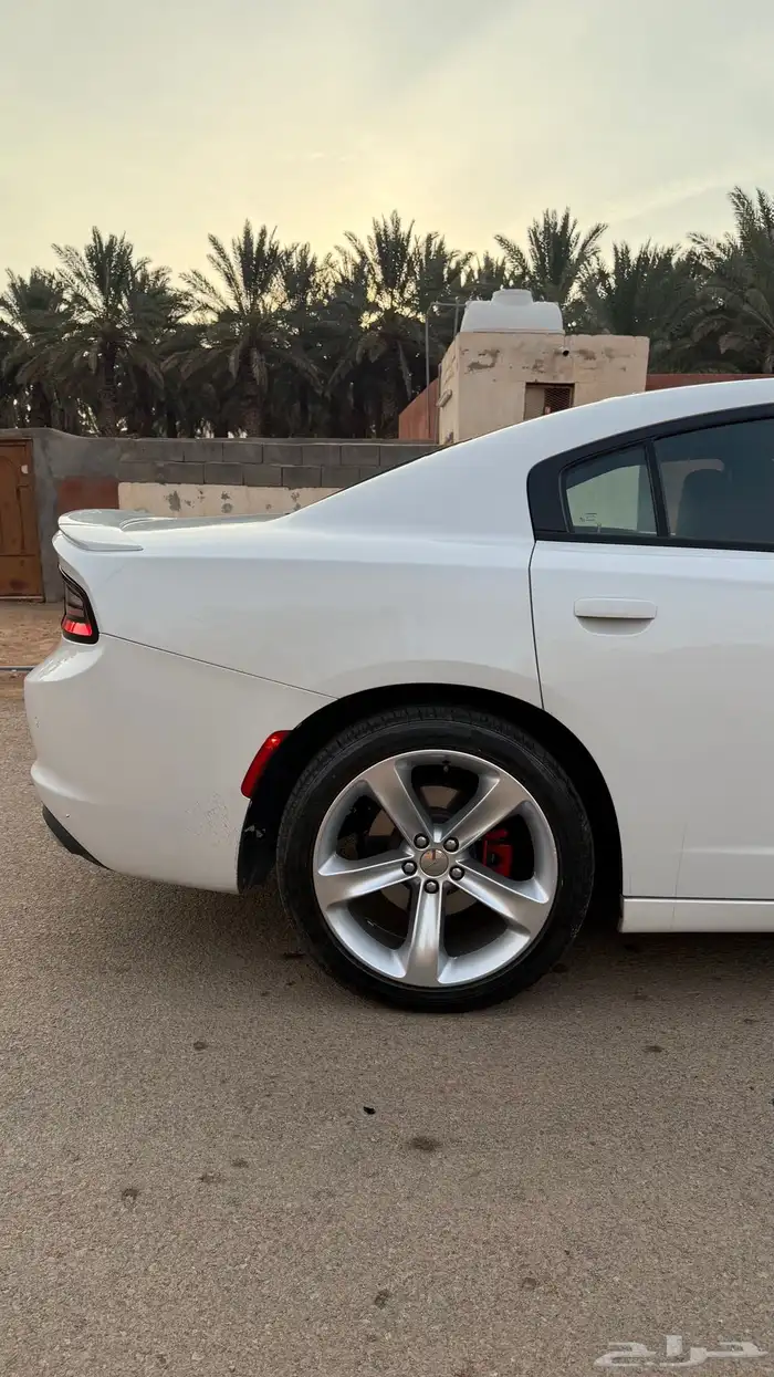 دوج تشارجر Rt 2016 4