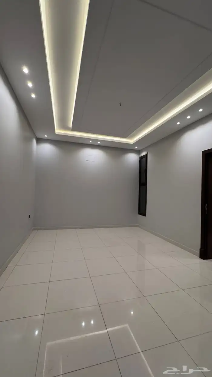 للبيع فيلا مستقله دورين وملحق حى دره الموسى مكتمل الخدمات 8