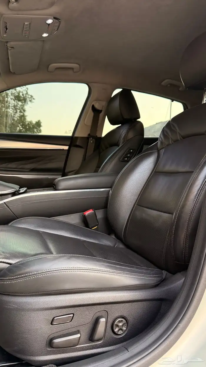 هيونداي ازيرا 2020 ( بنزين ) v6 فل كامل 10