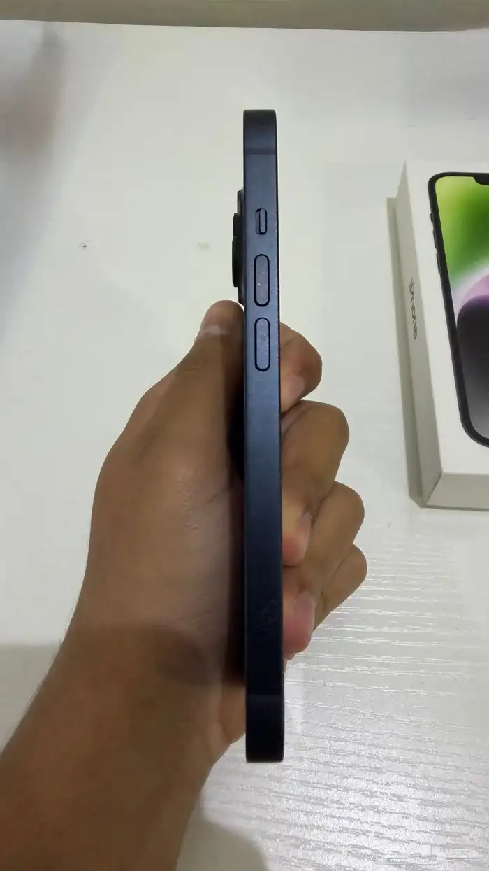 ايفون 14 العادي 0