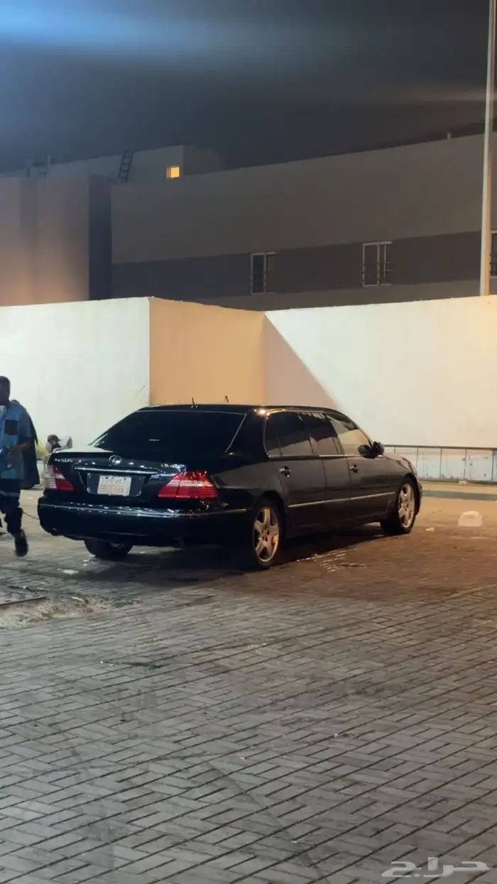 تشليح   لكزس LS 430 جميع القطع سليمة 1