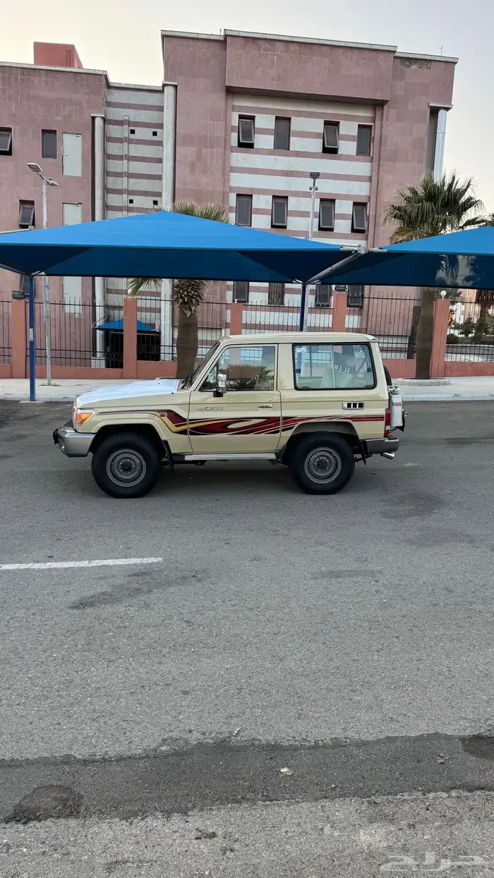 للبيع جيب ربع بلد 40