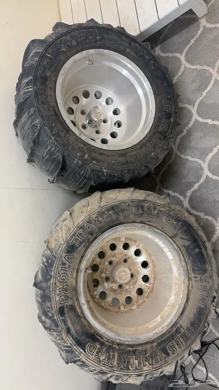 للبيع جنوط 12 انش مع جرافات مقاس 15 0