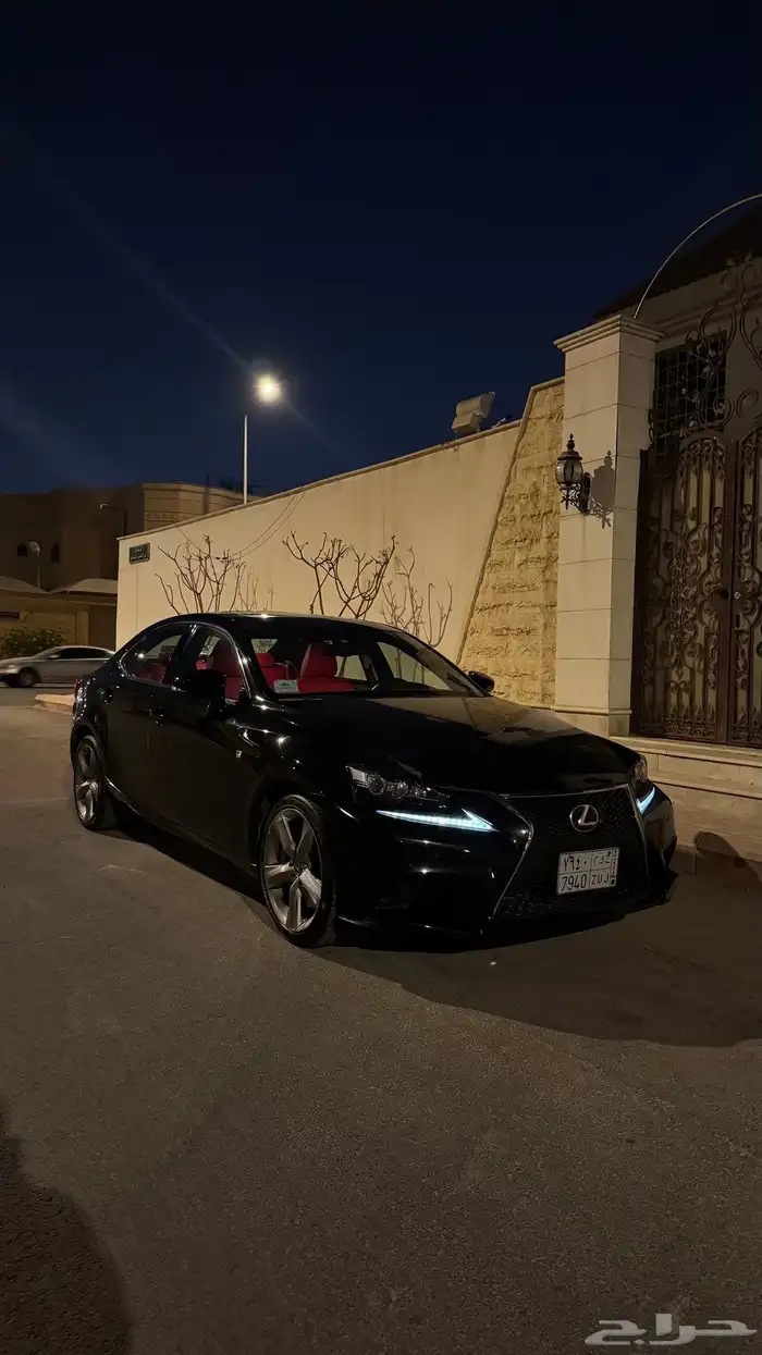 لكزس is2016 بدي وكاله 23