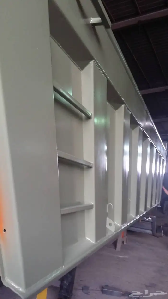 صناديق قلاب وسطحات وتوانك مياه 35