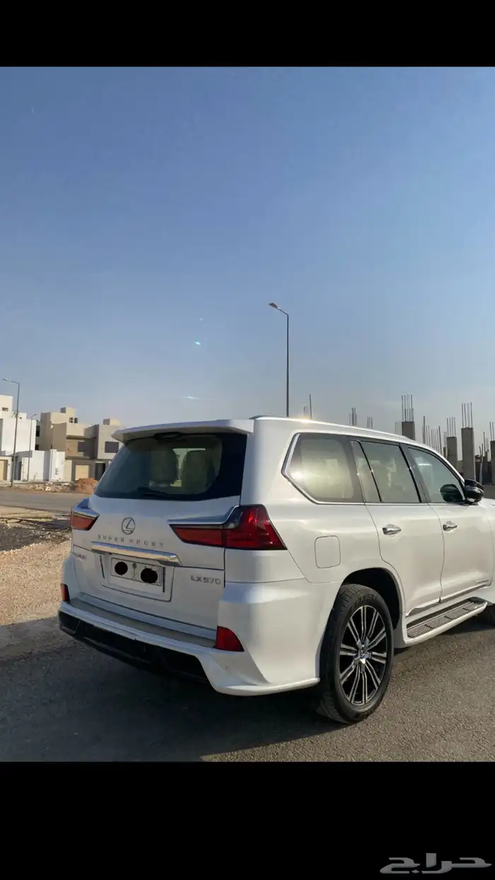جيب لكزس 2017 LX570 فل DD 1