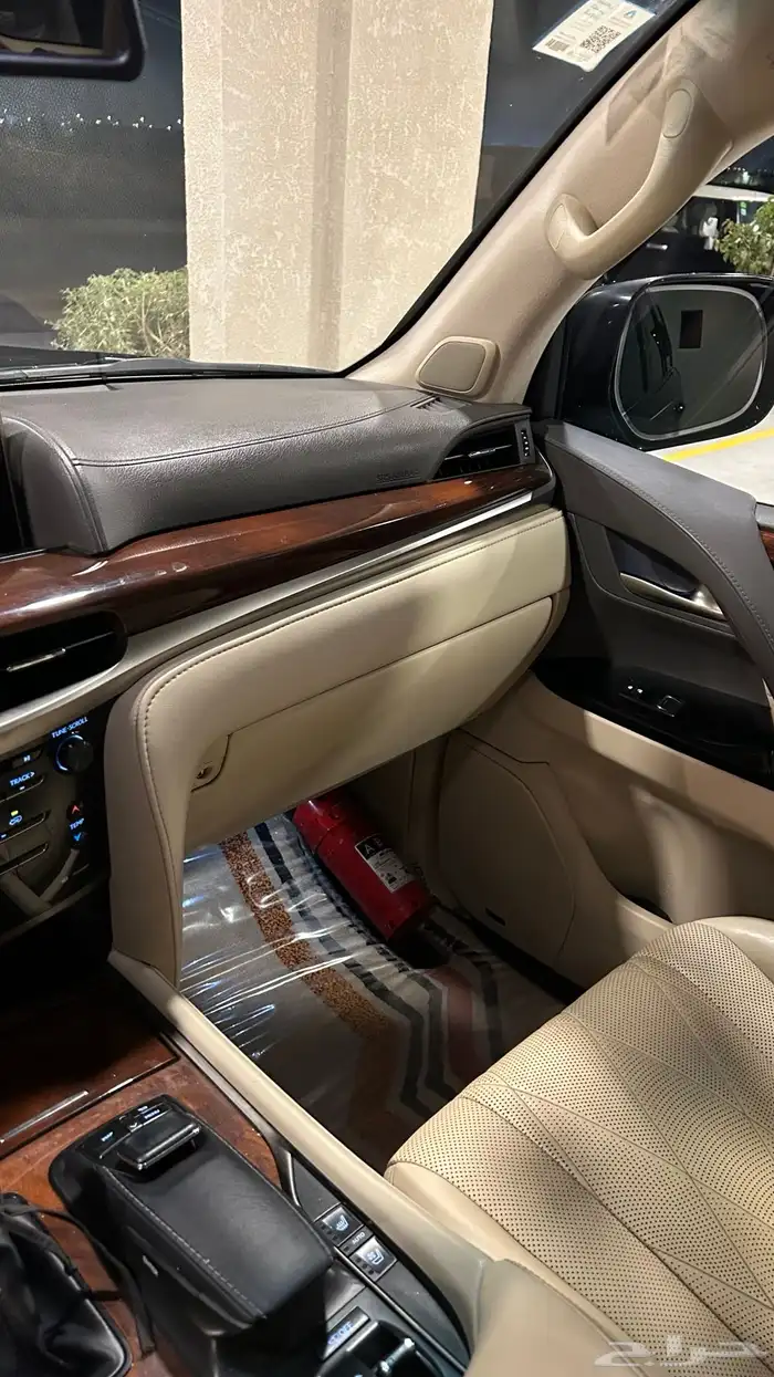 جيب لكزس 2021 بلاك اديشن بريمي 9