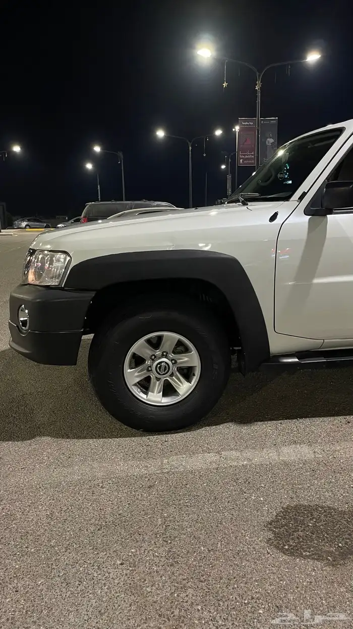 للبيع باترول ربع قمة بالنظافة 2009 7