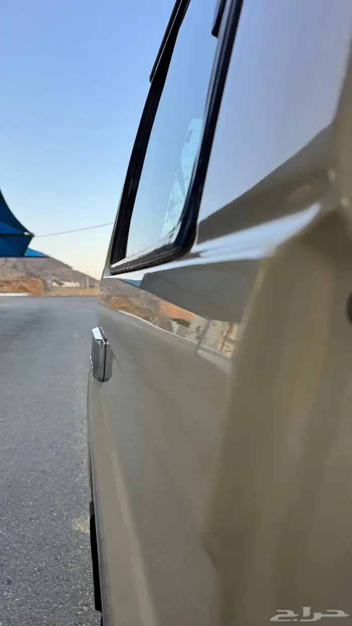 للبيع جيب ربع بلد 60