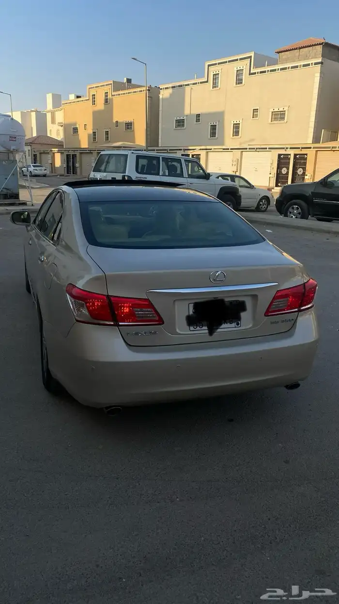 لكزس 2011 13
