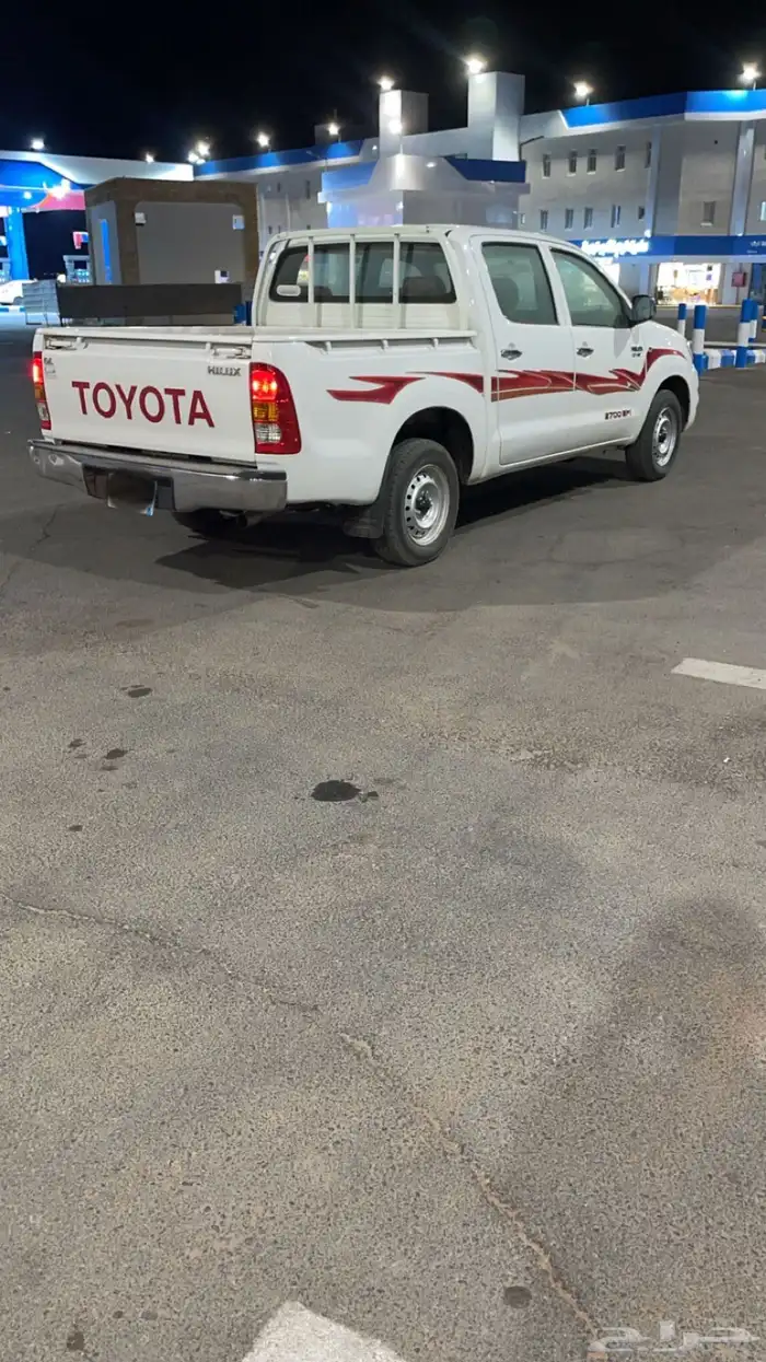 هايلوكس غمارتين مخزنه 2011 3