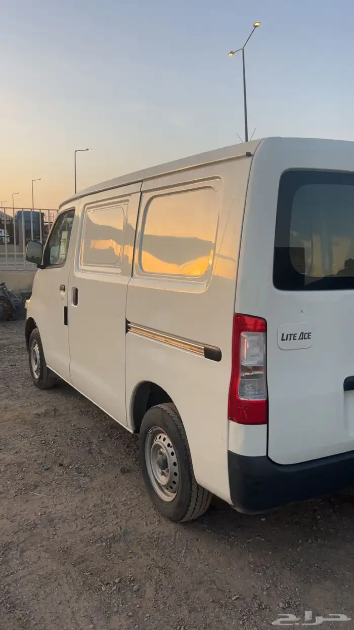 فان باص اس لايت 2024 1