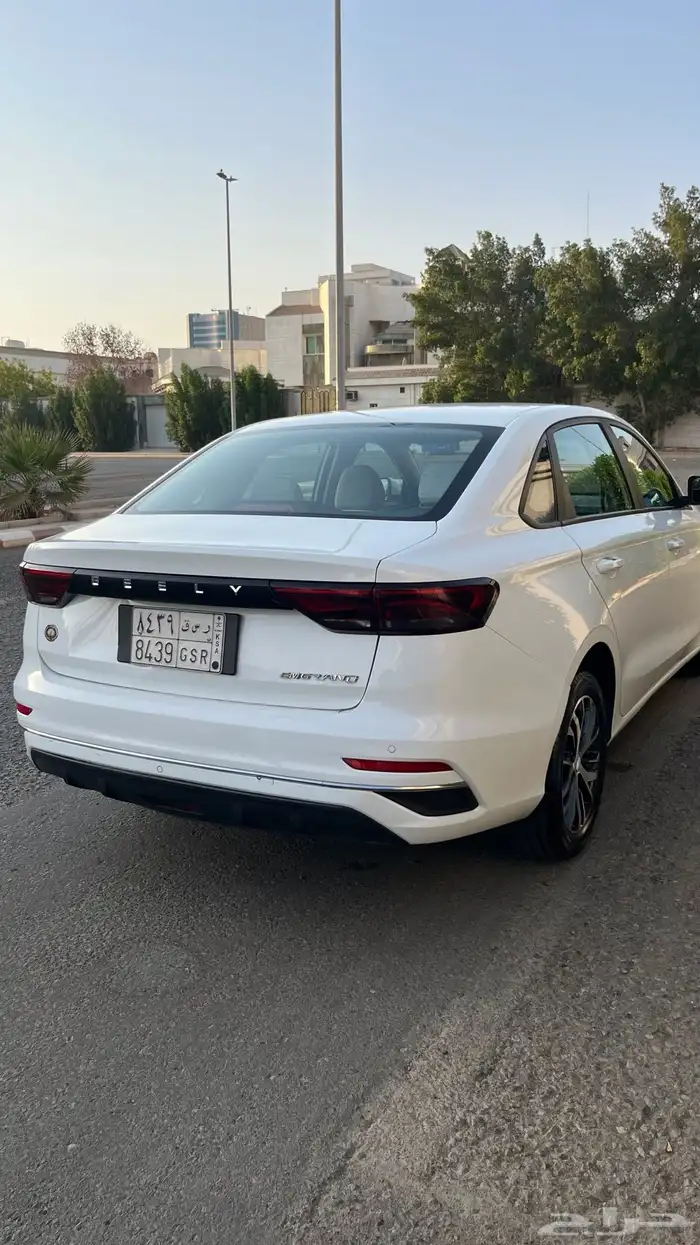 جيلي امجراند 2023 نظيفة 9