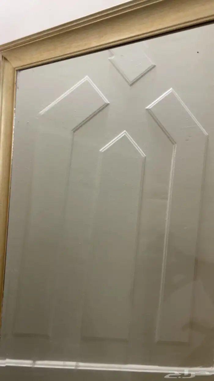 لوحة جدار -مكنسه كهربايئه - مرايه طويله - زينة ورد 2