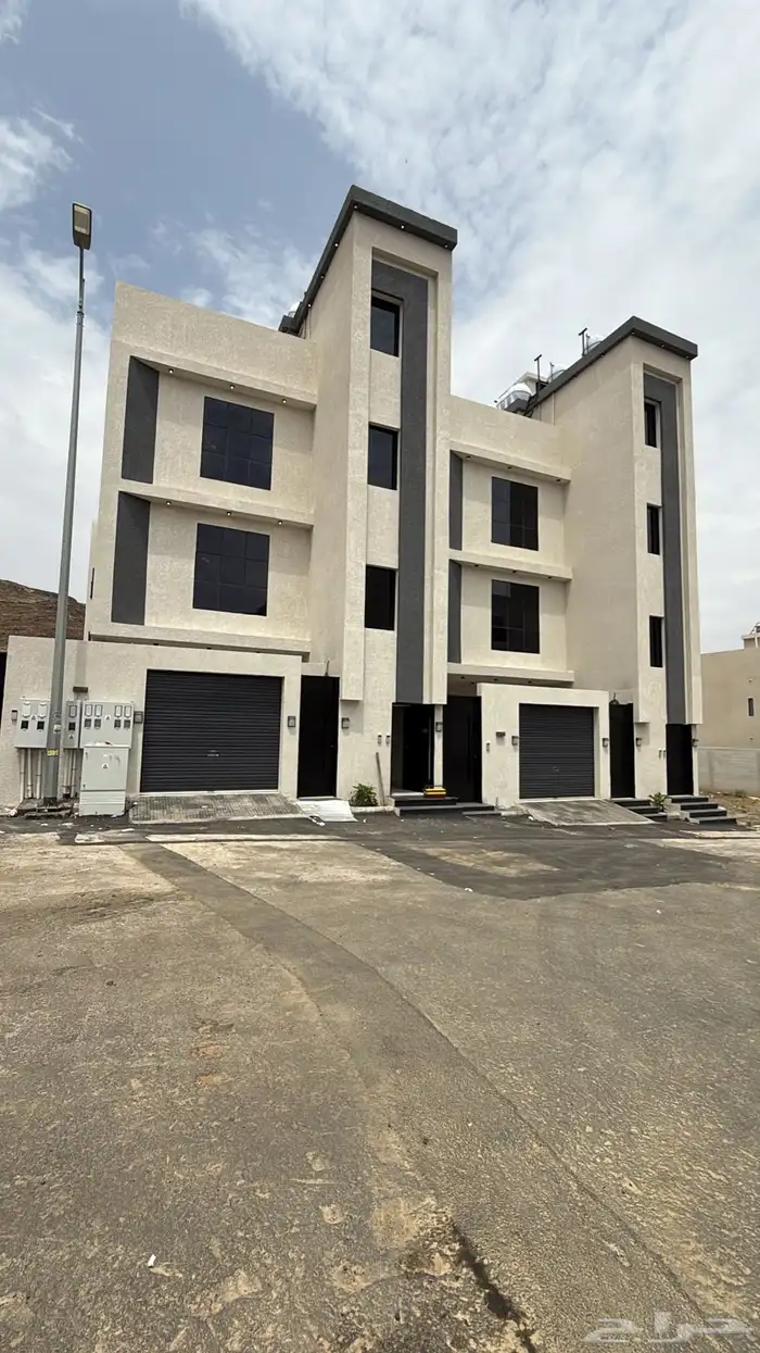 للبيع شقق علويه بمصعد وسطح المحاله ابها 520الف 0