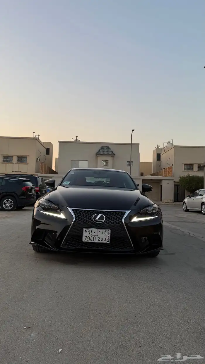 لكزس is2016 بدي وكاله 8