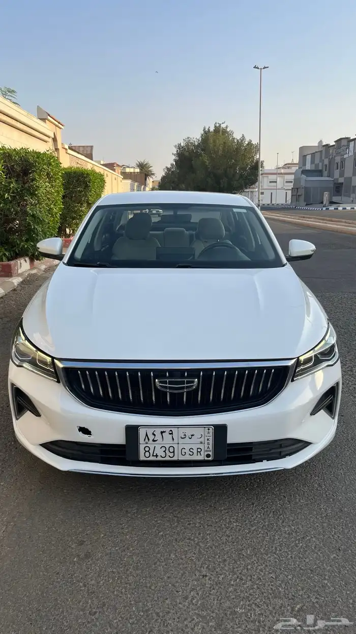 جيلي امجراند 2023 نظيفة 3