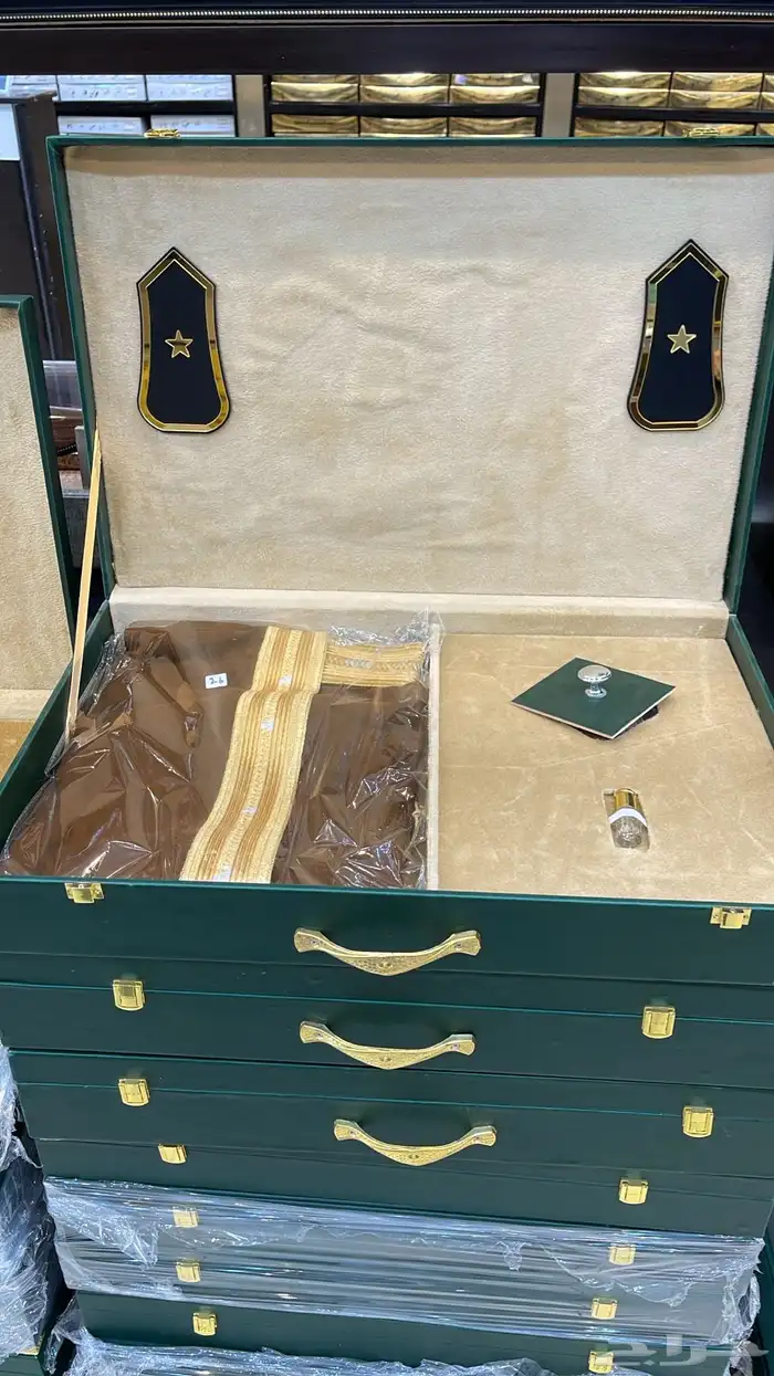 بشت وبر شتوي هدايا زواج ترقية تقاعد تكريم منزل جديد 30