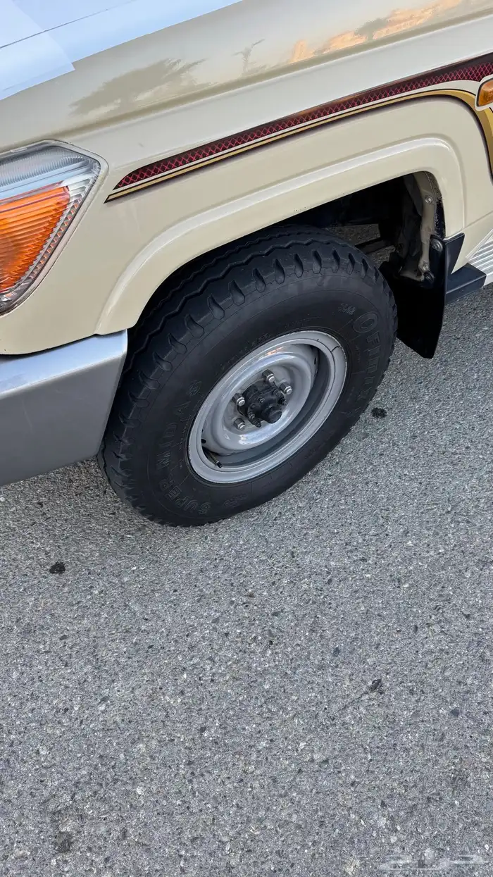 للبيع جيب ربع بلد 5