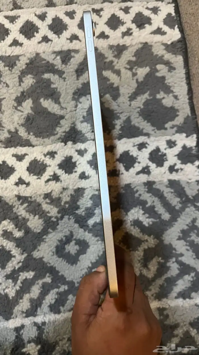 ايباد الجيل العاشر ( نظيف جدا  ) 6