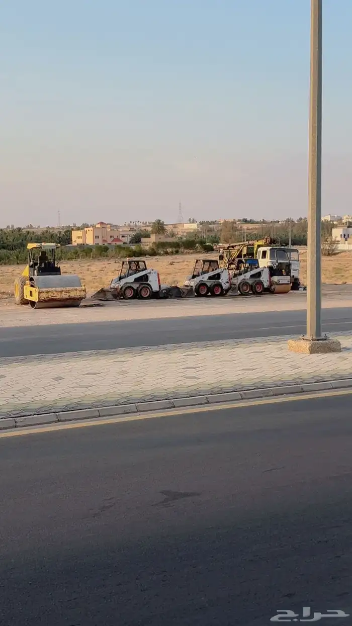 معدات الايجار اسفلت و تربة 5