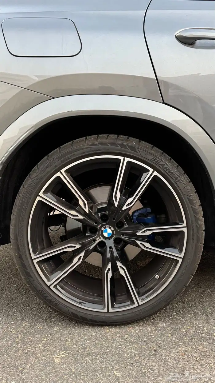 Bmw x6 2024 m40i 5
