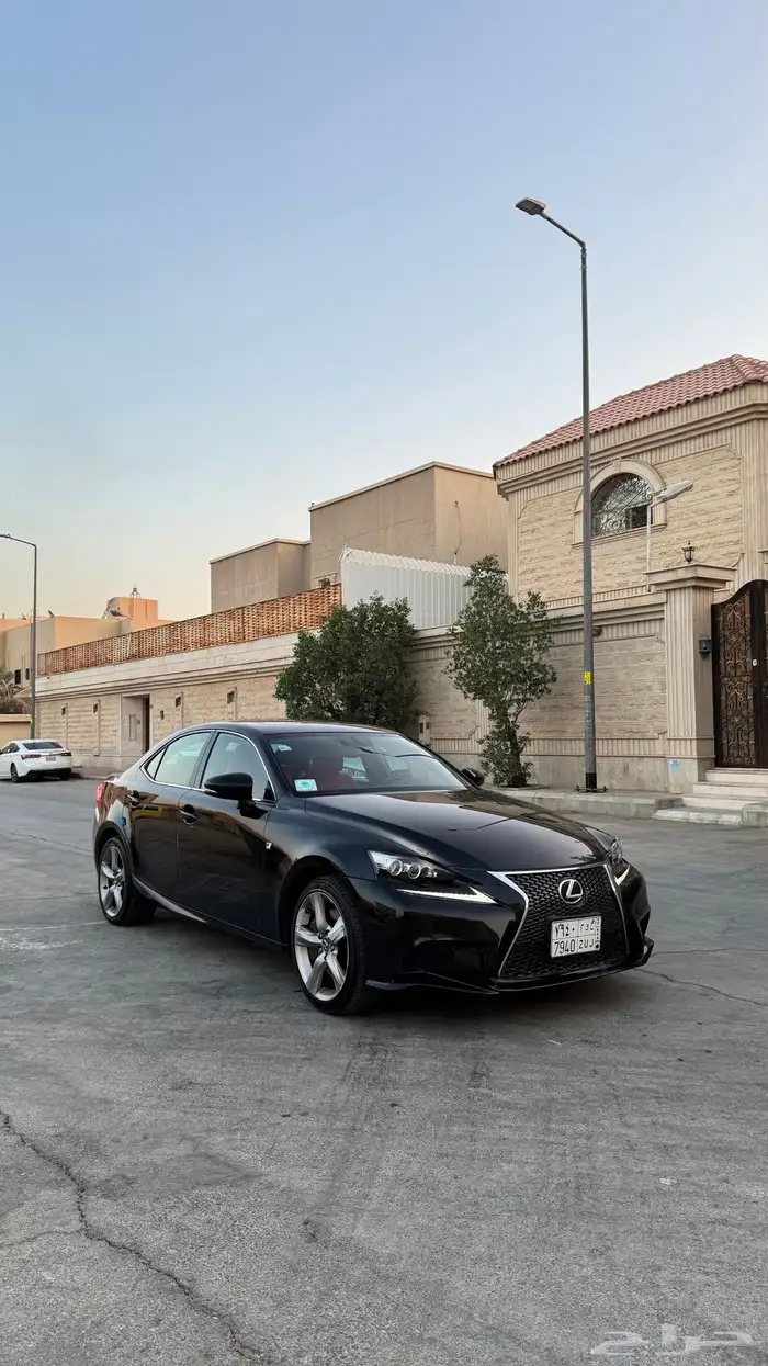 لكزس is2016 بدي وكاله 19