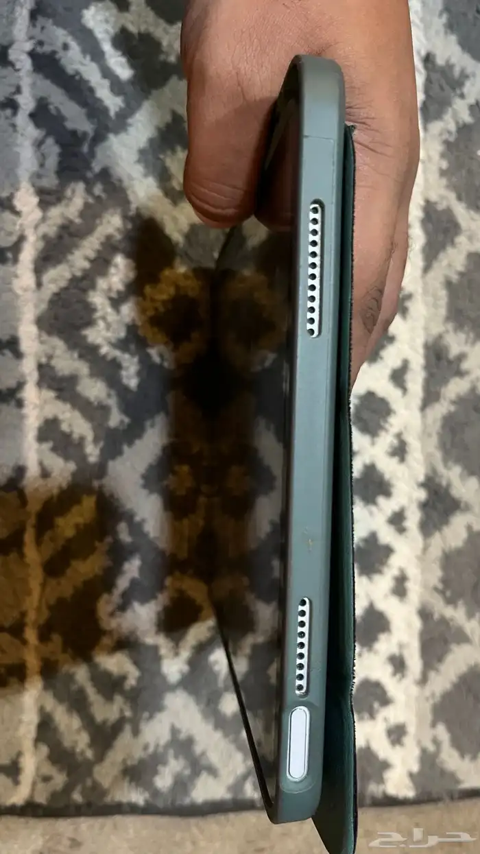 ايباد الجيل العاشر ( نظيف جدا  ) 4