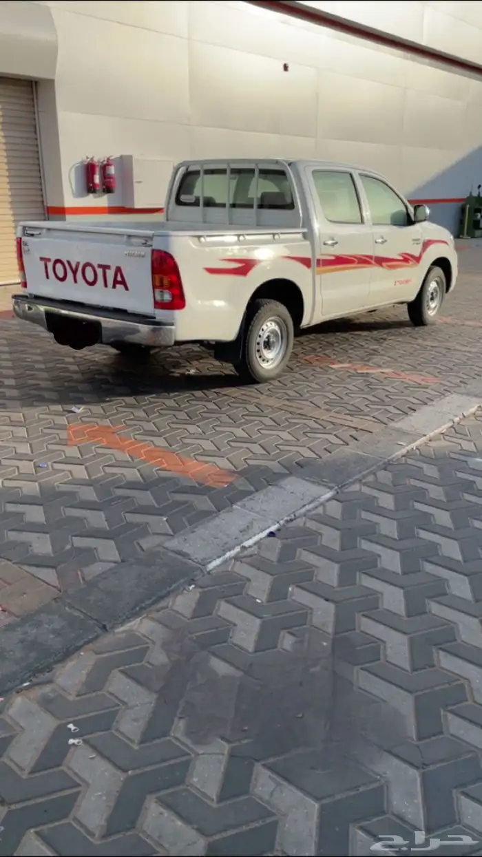 هايلوكس غمارتين مخزنه 2011 2