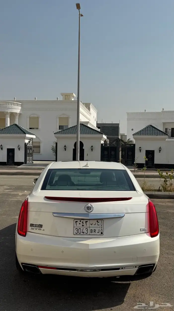 كاديلاك XTS 2