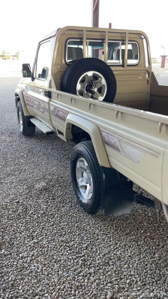 للبيع شاص 2013 بريمي مخزن 2