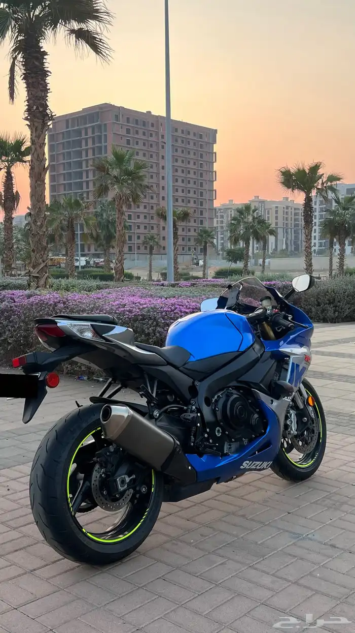 دباب ريس سوزوكي للبيع 750 موديل 2021 7