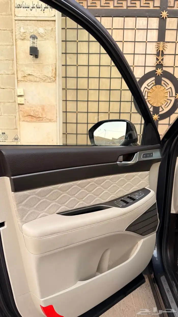 هيونداي باليسيد 2022 ( بنزين) v6 فل كامل 8