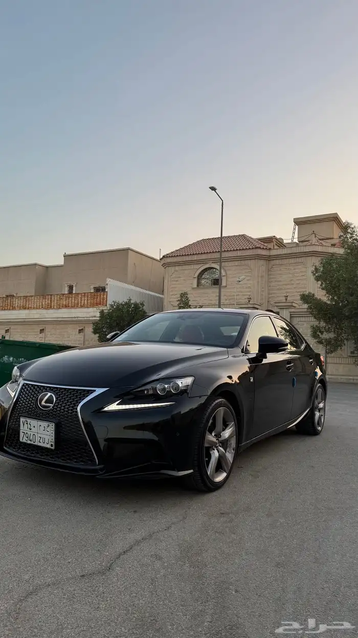 لكزس is2016 بدي وكاله 12